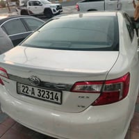 كامري 2014 خليجي فول مواصفات عدا الفتحه1/1$ مكينة 4 سلندر بنزين بيها خ...