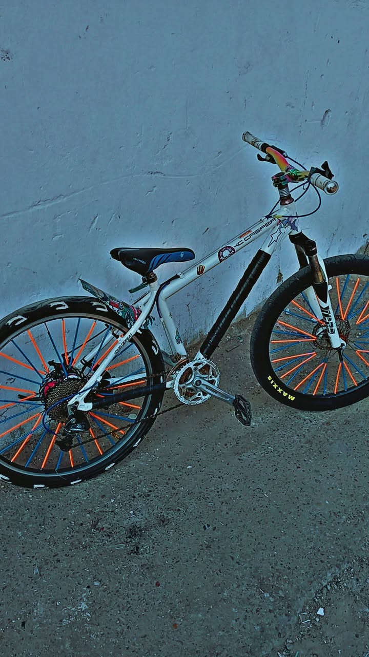 سلام عليكم ورحمه الله وبركاته شباب بايسكل للبيع شركة لويس نضافه 80/100فول تزويد مكينه 9 وبريك دهن سترين سبع الوان وركبه سبع الوان و بطيخه سبع الوان مكاني بغداد شارع حيفا السعر خاص 🤞🏾


**إذا كنت صاحب هذا الإعلان وتريد حذفه لأي سبب، رجاءا أرسل رسالة إلى الدعم الفني**