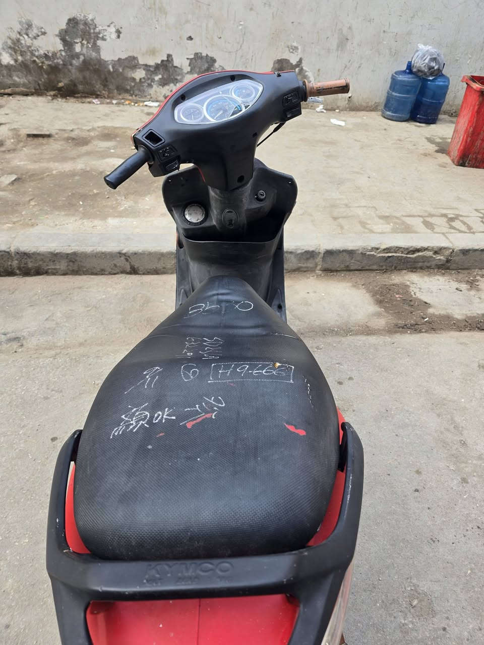 مرحبا شباب كانكو جي4 دراجة مكفولة من كلشي مكينة ما مفتوحة كلهة شغالة سلف هندر دراجة نضيفة السعر خاص *********** المكان نجف شارع المدينة
