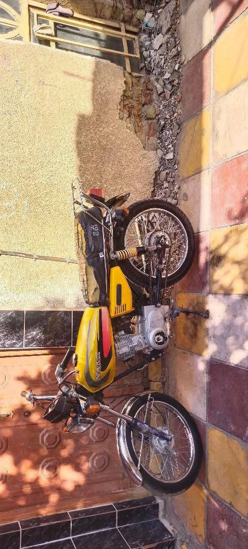دراجه ما مفتوحه 
بدل كلجات
 الدراجه اوراق اصولي
 نوع المكينه متياز
 الدراجه مرقم
750
+964 783 086 3390


**إذا كنت صاحب هذا الإعلان وتريد حذفه لأي سبب، رجاءا أرسل رسالة إلى الدعم الفني**
