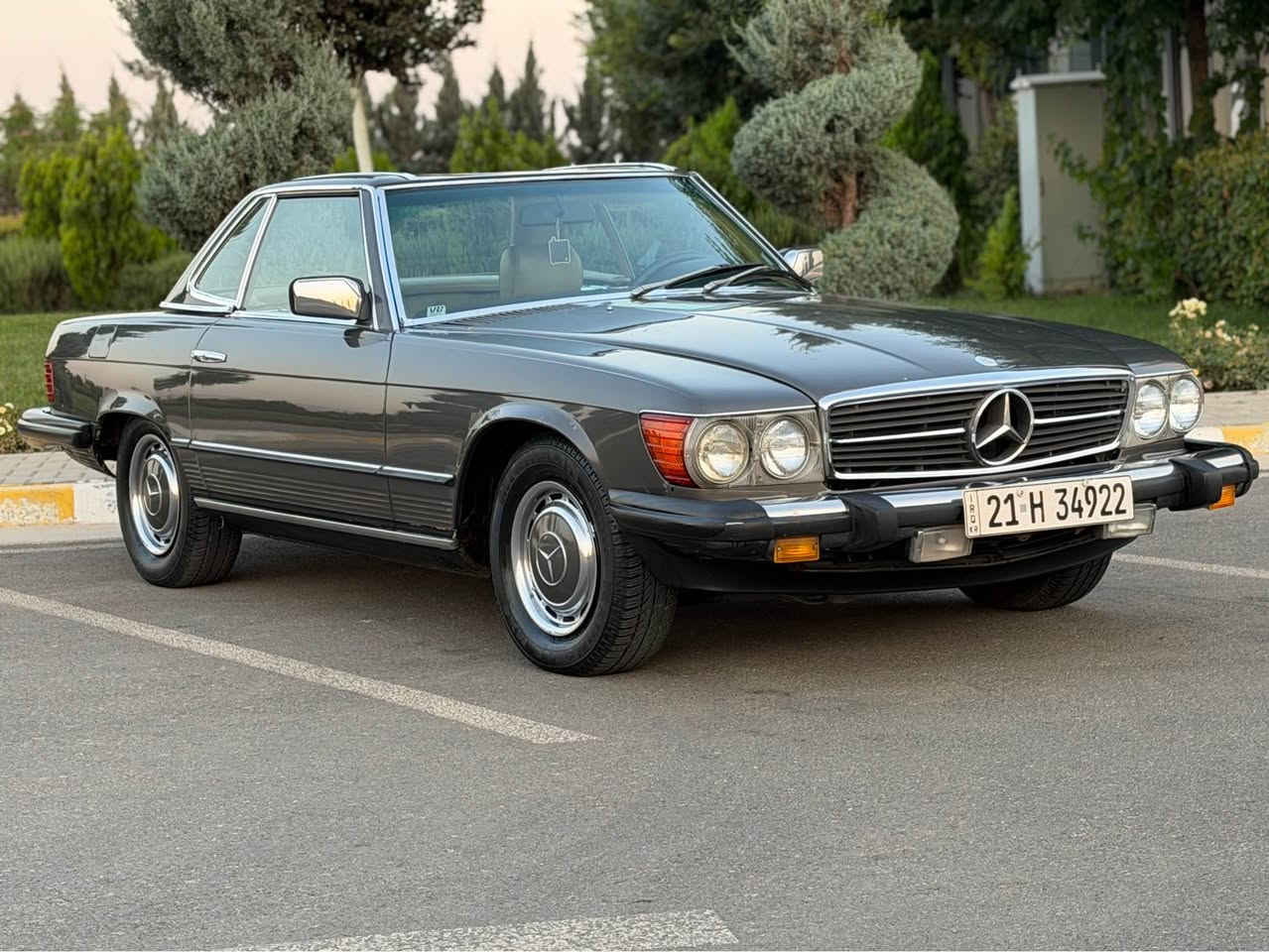 مرسداس موديل1981موصفاتSL/380تحفة كلاسك محرك8 سلندر اسيار كلش جديد صباغ جملية كلير بدول معجون قمرة كشف اصير اسيار جديد ماشي 155كلو كير محرك شرط جديد مكان سليمانية سعر155$وبيها مجل بصيط☎️📞***********￼ السليمانية, العراق
