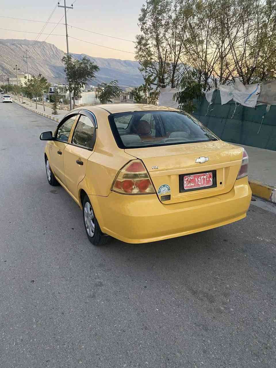 شۆفرلیت ئەڤێو مۆدیل 2011 گیڕ تۆماتیک  مەکینە گەورە ناوزەرد جوار جام کاربای شاشەئایپات  تەبریت ساردووگەرم لەسەر سویج  بەشەرتە گیرو مەکینەی نەکراوەتۆ بەشەرتە سەنەوی بەشەرتی ئەوالیاتو حاسیبەو پاکانەش بەوشەرتە   جوار تایەی تازەبۆ بسراوە بێ بۆیاخ  بێ دەعمولیراوە یجی پیوە نیە هەموگیانی لەسەردەقی شەریکە ماوەتۆ  بەوشەرتە بێ مەسرف یەک دینار مەسرفی تیانیە  لەدەعامیوە بۆدەعامی بەشەرت ئەی فرۆشم  سعری28 وەرەقە  ***********.  ***********
