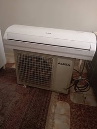 سبلت طن ونص انفيرتر نضيف جدا كامل مكمل هسه فتحو غازه مقفول 07833404381...