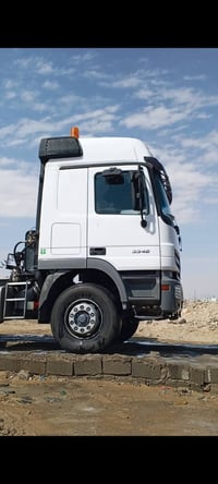 لبيع سيارة موديل ٢٠٠٥ اموديله اني مكلف بل نشر التواصل على هذا الرقم ٠٧...