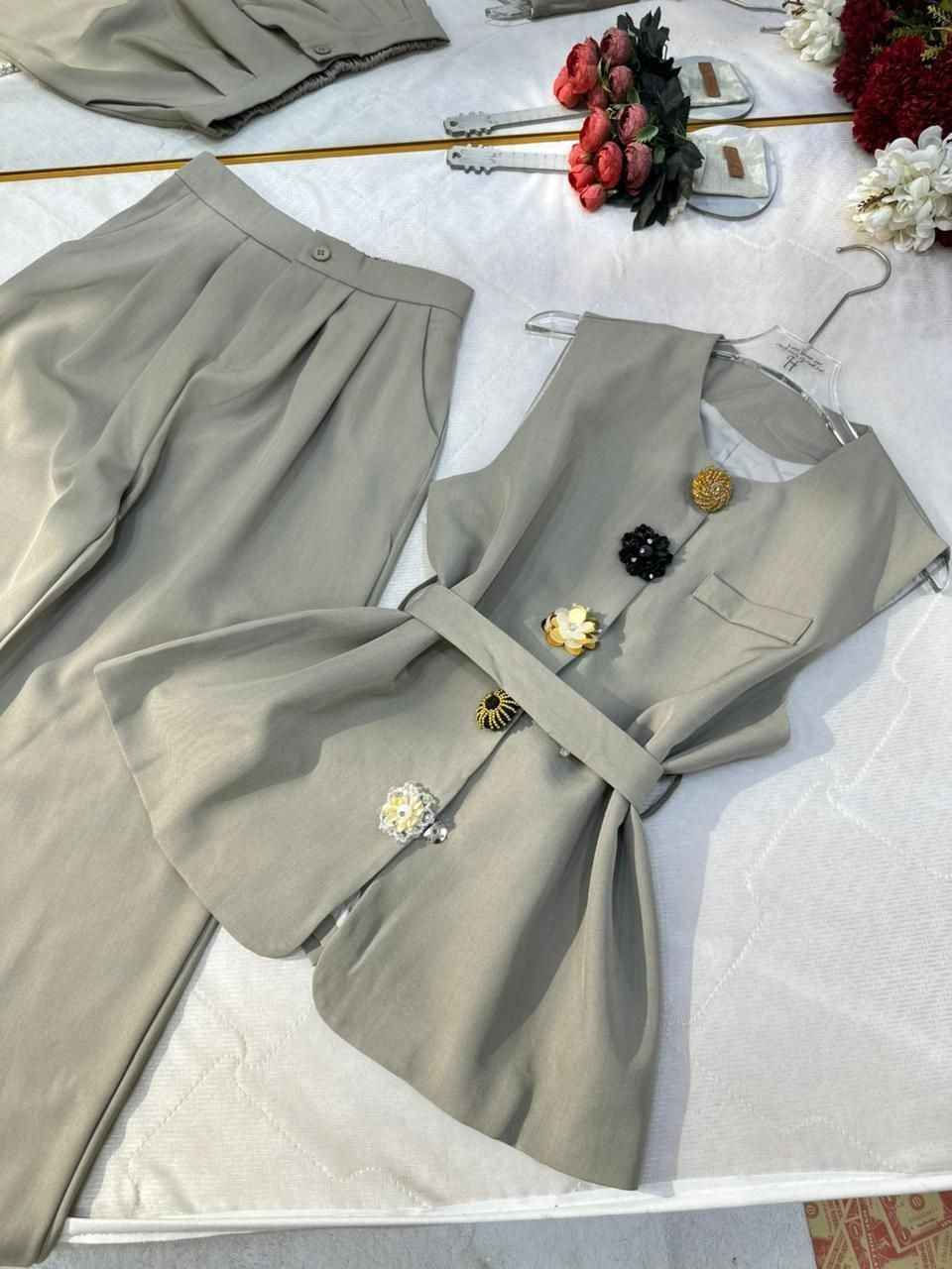 ووصل الجمال وترند الموسم😍❤️

طقم    خامة دابل إيطالي

قياسات  من 38 _ 46

سعر 35 Colombo, Sri Lanka


**إذا كنت صاحب هذا الإعلان وتريد حذفه لأي سبب، رجاءا أرسل رسالة إلى الدعم الفني**