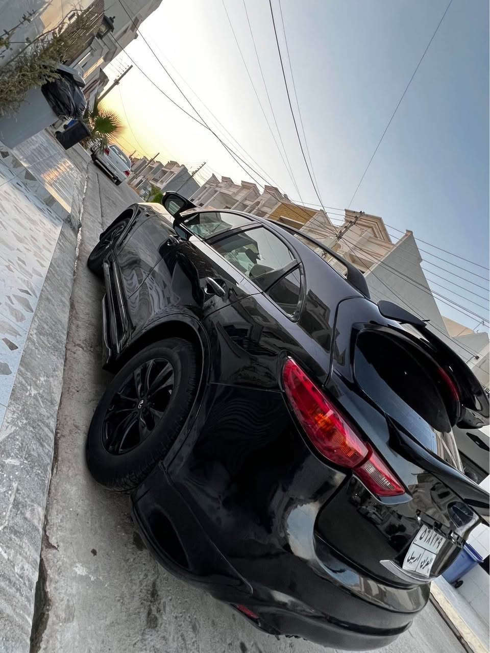 مرواس انفنتي fx 2009)(محرك V6 ((فول 1/1)

بيها 3صبغ ))*********** أربيل, العراق
