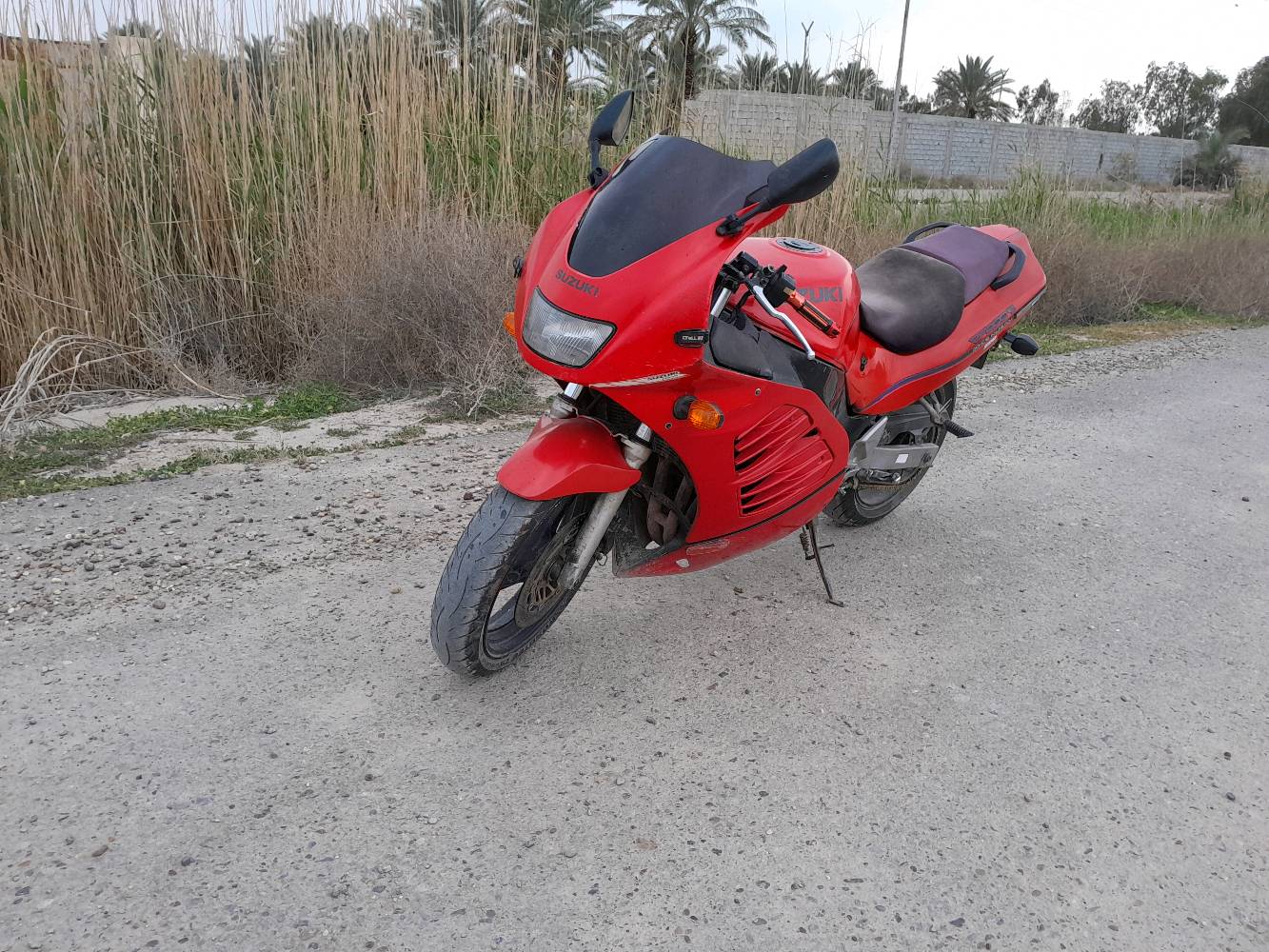 للييع او مراوس suzuki rf 400cc r 1999 كير مكينه كلجات كفاله مكان بغداد سبع البور  بدون اوراق اكفلك سرقه وعشاير تواصل *********** متوفر وتساب