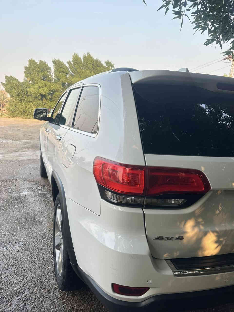 السلام عليكم..
جيب شيروكي لمتد فول
مواصفات موديل 14 خليجي رقم بغداد بسمي
ماشيه 106
مكفوله من عده جاملق امامي
صبغ فقط اثر شخوط بدون اي
ظرر السعر 227 مجال بصيط
العنوان الديوانيه قظاء غماس
***********
***********
