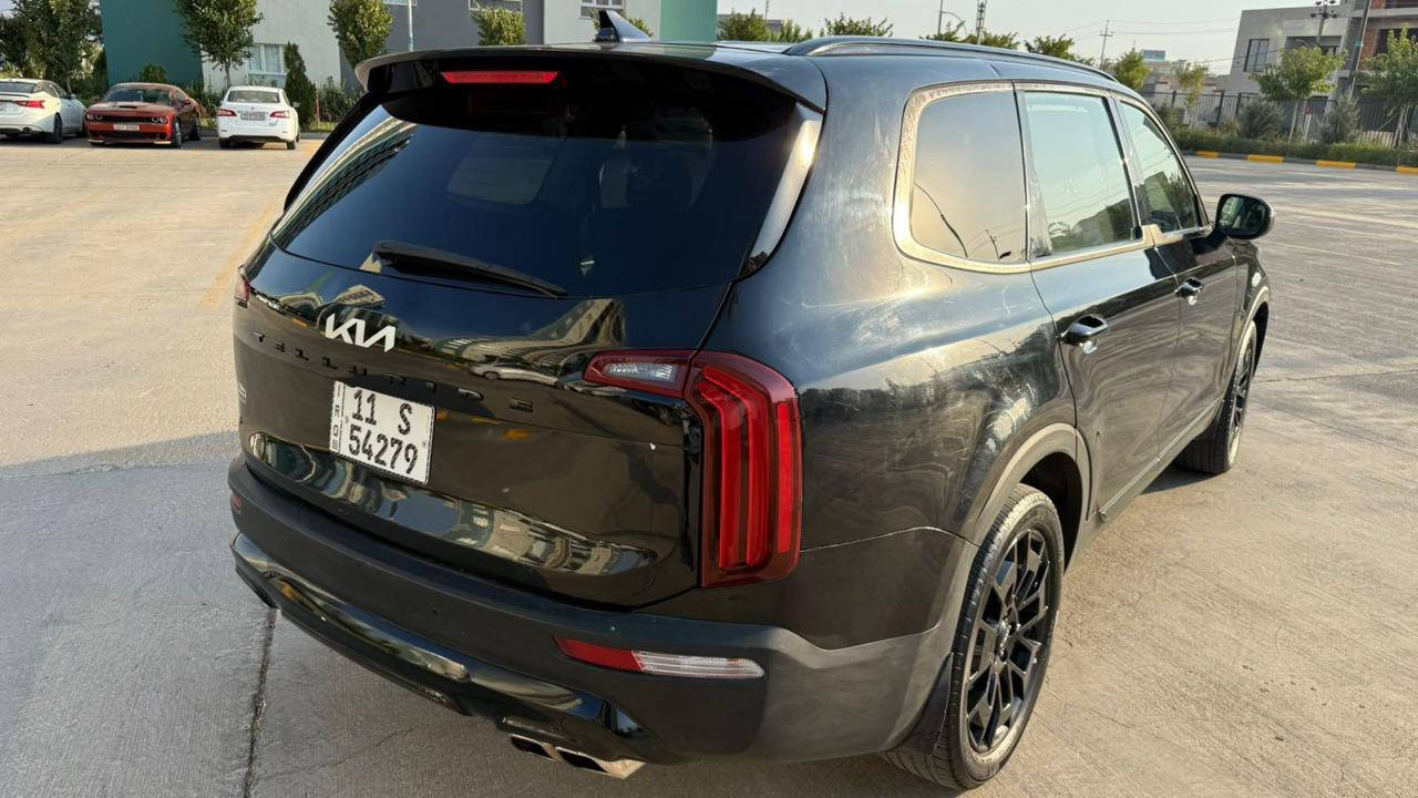 السلام عليكم شباب مرخصة الادمن للبيع  كيا تيلورايد 2022 السيارة فول كشتات منفصلة تدفئة تبريد بالكشنات 3 قطع تبريد فتحة سقف حساسات كامرة خلفية تحكم ستيرن السيارة فول ومعروفة مواصفات الفول السعر 240 وبيهة مجال للاستفسار ***********
