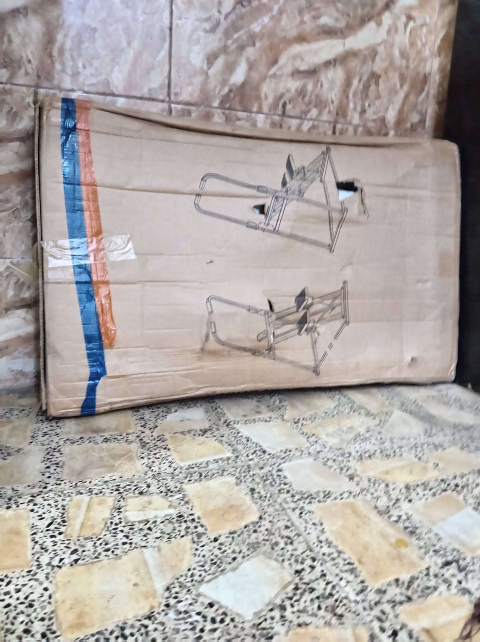 الحماله 50
السلم 100
جهاز القدم 60
سكوارت 25
المصطبه 50


**إذا كنت صاحب هذا الإعلان وتريد حذفه لأي سبب، رجاءا أرسل رسالة إلى الدعم الفني**