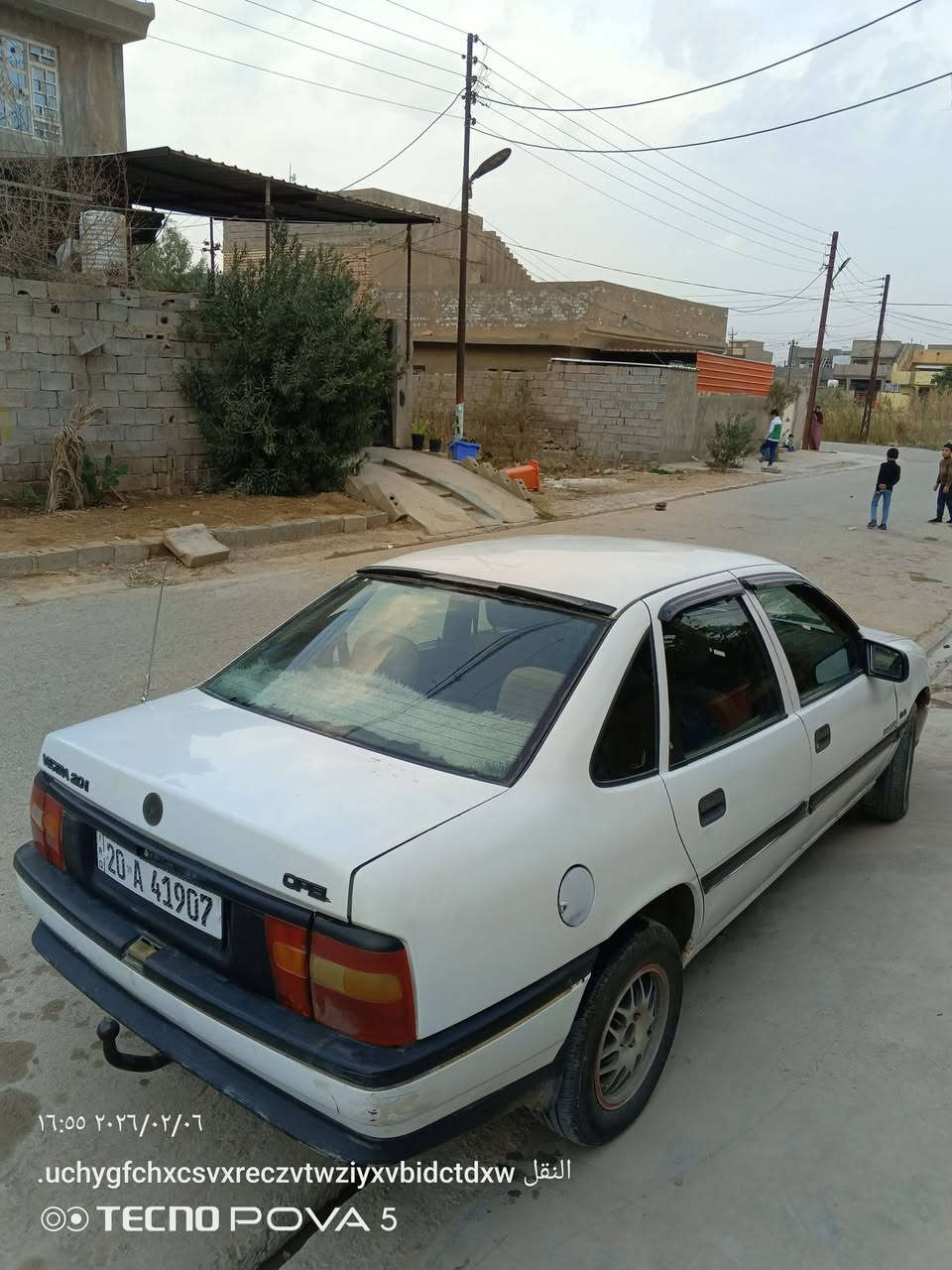 السلام عليكم للبيع
الإسم=أوبل فيكترا 
اللون =ابيظ 
محرك =2000
موديل=1994
مكينة +گير+كهربائيات =كلهة مكفولة علفحص
اوراق رسمية السنوية بأسمي ا
السعر 38$ورقة
رقم ***********
