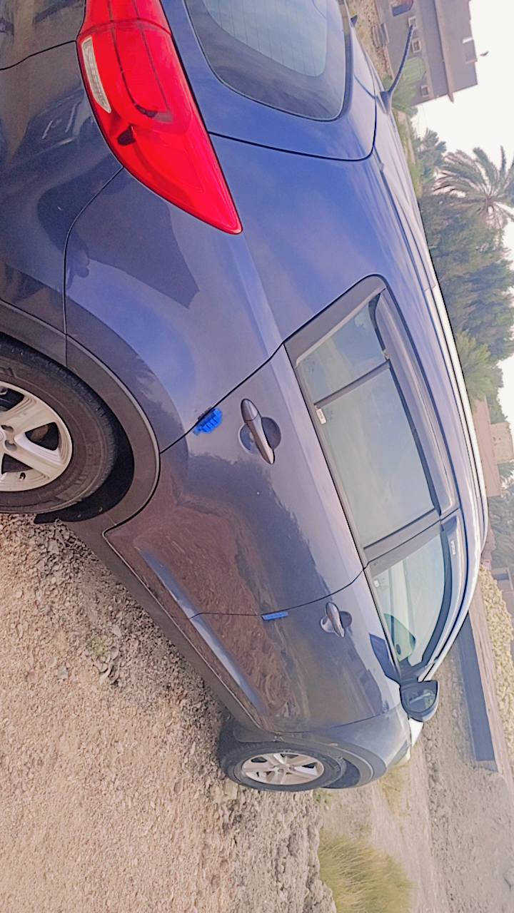 سبورتج خليجي 16 مكينه دوش فورويل 2400 جديده وجاهز من كلشي تبديل جاملق وبنيد بدون عابر رقم مثنى 
السعر ب140 وبيه مجال قليل ***********
السماوه
