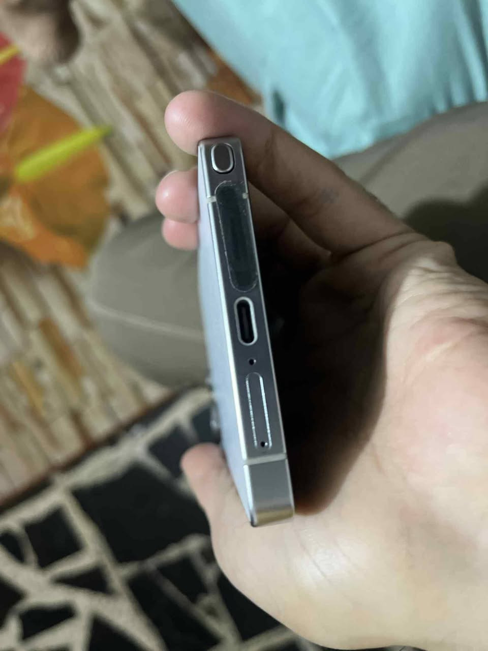 سلام عليكم
التر S25
ذاكره 512
نضافه 100-100
تلفون مستخدم شي قليل 
 ضمان عين فهد 
الون ابيض  السعر مليون و 200  مكاني بابل ***********
