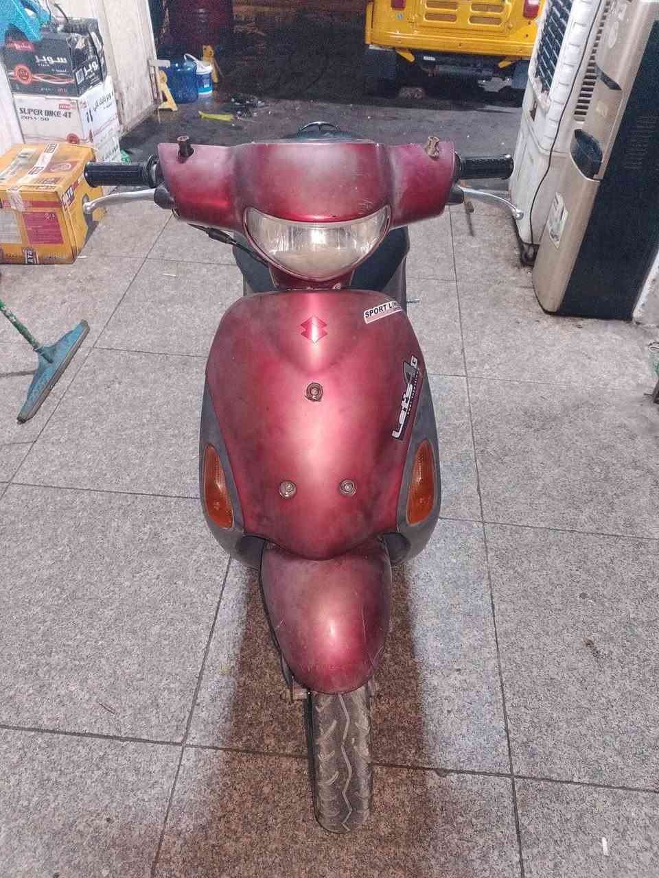 سلام عليكوم دراجه ادرس مني شغاله مابيها اي مشكلة للبيع بغداد الجديده رايدهه 200 بيه مجال بسيط  ***********
