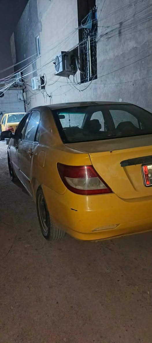 سلام عليكم بي واي دي ٢٠١١ كير عادي مصفره هيهه ومرور تحويل مباشر رقم بغداد حدث جاملغ ايسر خلفي مصلح بس تبريد ثلج بغداد البياع شهداء *********** بغداد, العراق
