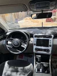 توسان خليجي موديل 2023 ماشية ١٢٠  الف فول بسمي مكفولة رقم بغداد السعر ...