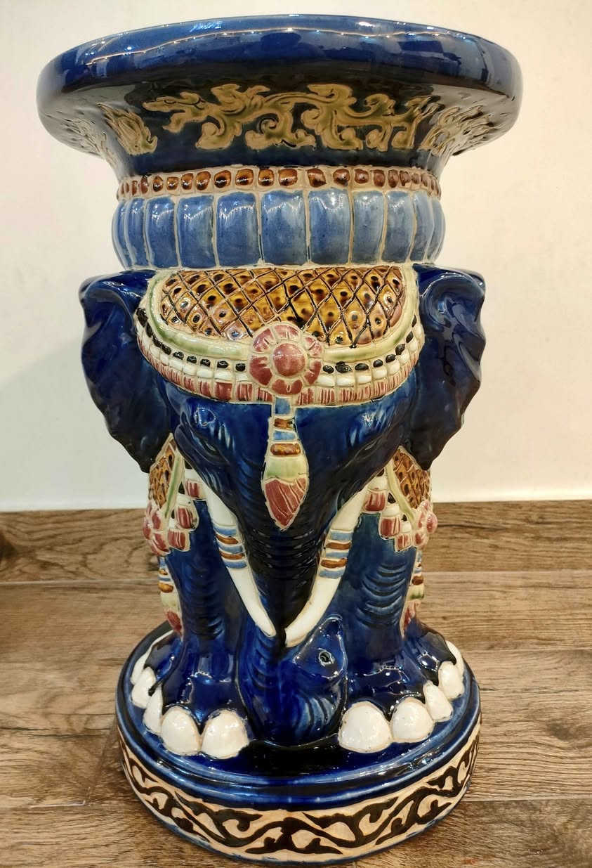 نوادر عالميه بدون عيوب
1960 Elephant Ceramic Garden Stool  
الابعاد بالصور 
الحاله ممتازة الشيخ زايد, الجيزة


**إذا كنت صاحب هذا الإعلان وتريد حذفه لأي سبب، رجاءا أرسل رسالة إلى الدعم الفني**