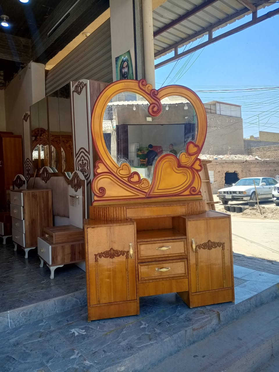 السلام عليكم غرفه نوم عراقيه السعر 800 مع شد ونقل لتواصل***********
