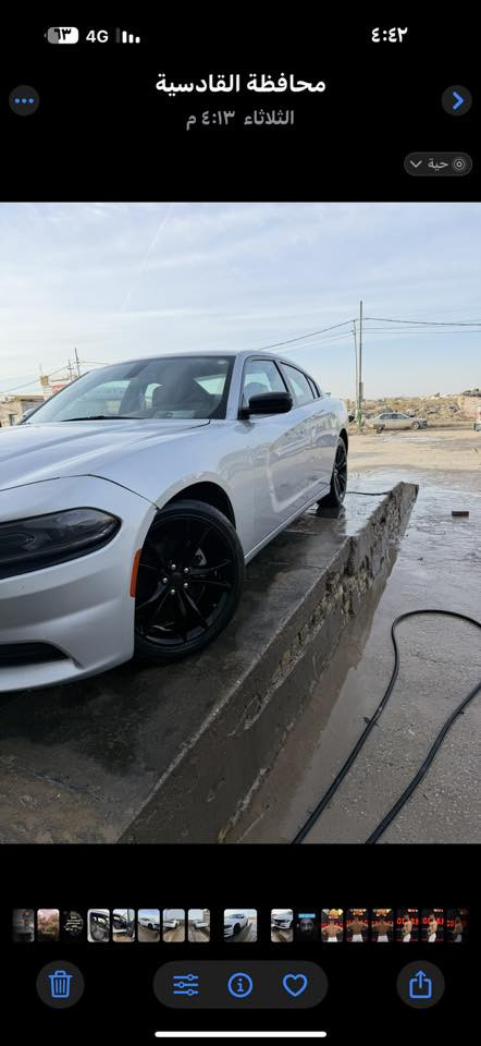 سلام عليكم جارجرموديل 2023رقم أربيل هزه سنويه كله جديد السياره جديده اخت الزيرو فول عده الفتحه محرك 3600 ماشيه كيلو متر60 ألف يعني ميل 24الف السعر200 يعني دفترين بيه مجال بصيط لون سلفر سياره كلش جديده ***********/***********
