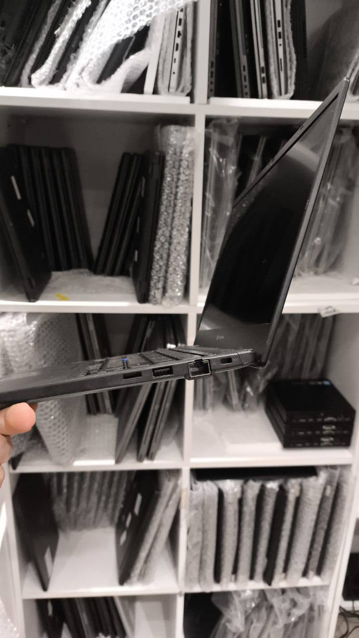 I5 gen 11
Ram 8
Hard 256 ssd
الشاشة 13.3 لمس


**إذا كنت صاحب هذا الإعلان وتريد حذفه لأي سبب، رجاءا أرسل رسالة إلى الدعم الفني**