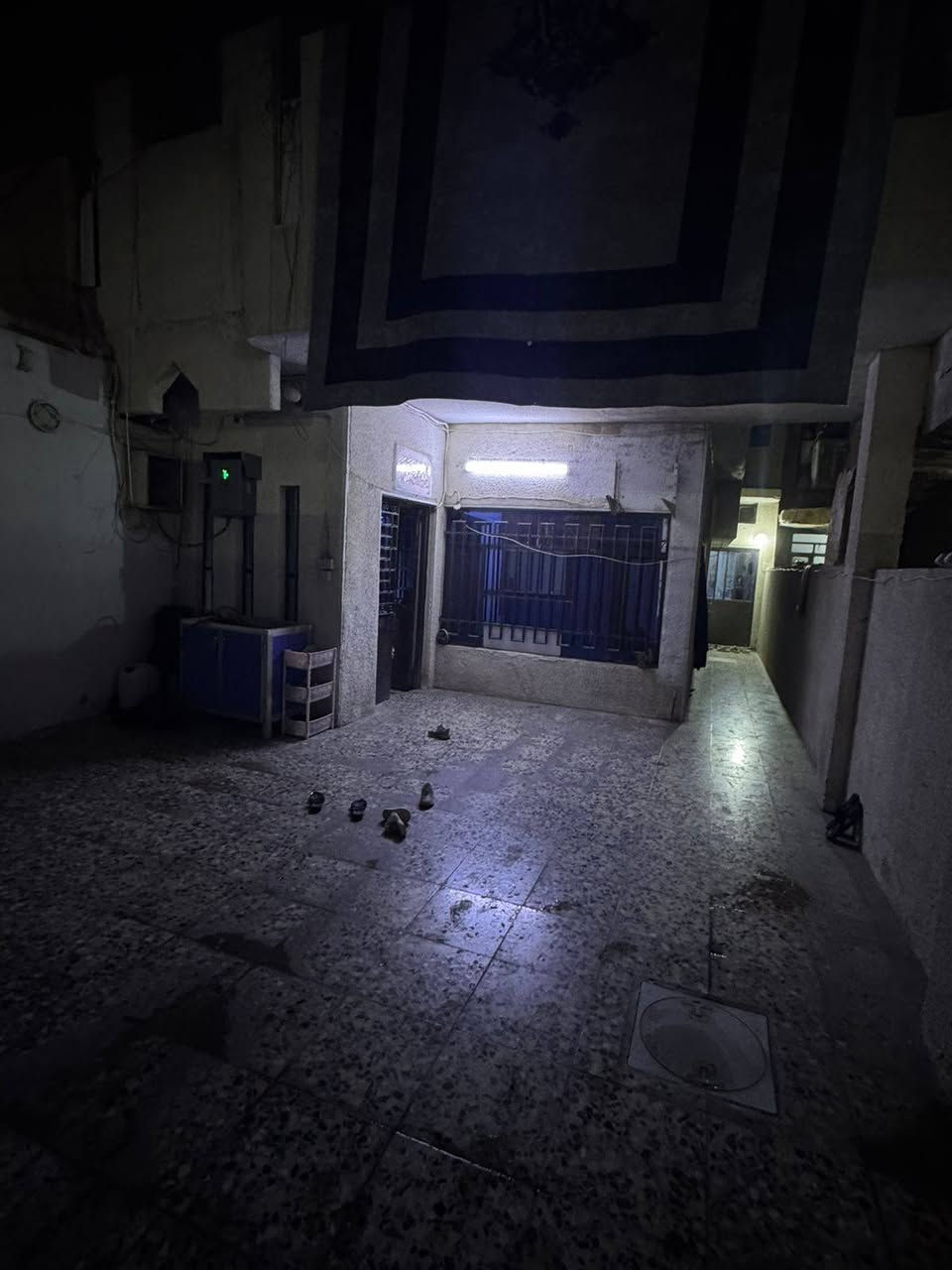 بيت للبيع في منطقه شهداء البياع المضخه الأول
بيت طابو صرف
مساحته 150م
يحتوي على طابقين
ثلاث غرف نوم
وكراج
للأستفسار ***********
