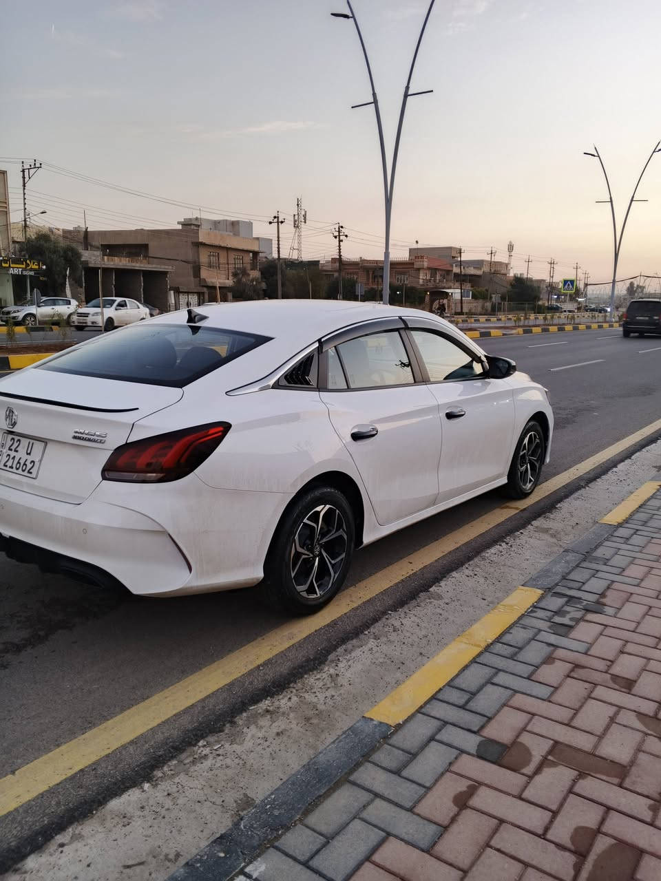 السلام عليكم ام جي فايف جي تي 2025 كلين بدون اي صبغ السياره جديده ماشيه 13 شرط التحويل السعر الاتصال .***********
