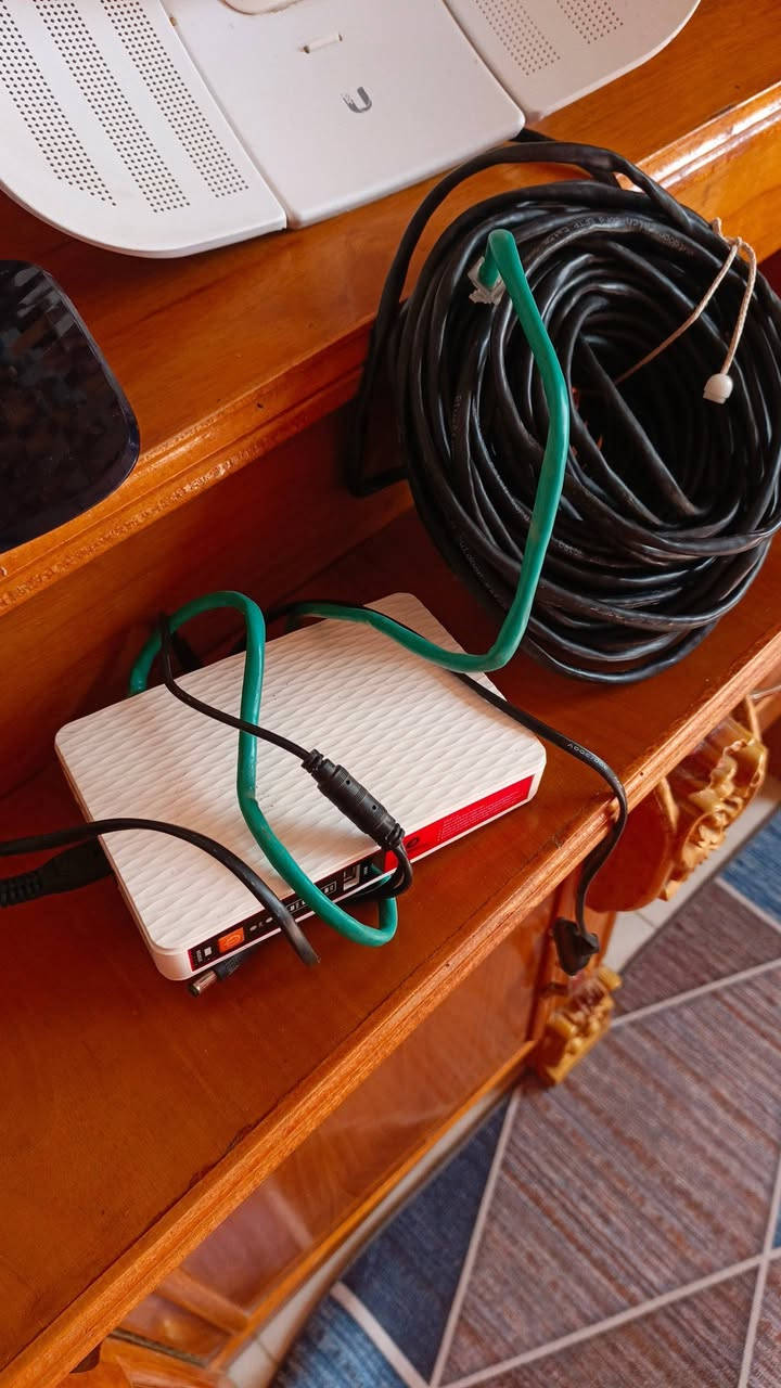 جهاز انترنت كامل نانو راوتر يوبي اس واير مستخدم شهرين فقط جديد للبيع مكان كاطون الرازي سعر 150 وبي مجال الشراي خاص


**إذا كنت صاحب هذا الإعلان وتريد حذفه لأي سبب، رجاءا أرسل رسالة إلى الدعم الفني**