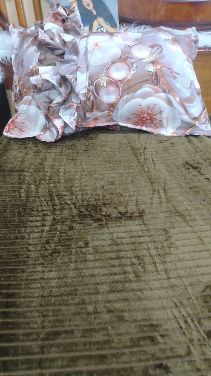 فرشات نفر مكس المخده ثري دي وتلبيسه  خاولي الحفر
الحجز والستفسار 
 ***********
