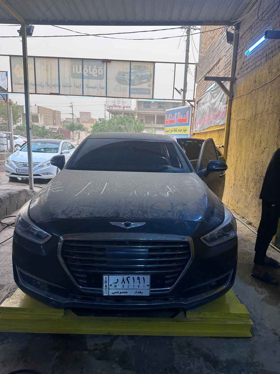 جنسززس2017G90 محرك ٦ سلندر بيع
اومراوس بجارجر 
 ضررها حادث چاملغ  الامامي 
 ماشيه1٩٠ الف ميل حقيقي 
رقم بغداد 
المواصفات 
1.السياره 
2.راد جانبي (تنبيه عند الاجتياز) 
3.رادار جانبي
5.حساسات اماميه وخلفيه
6.كشنات جلد  
7.الكشنات الاماميه كهرباء مع تدفئه وتبريد 
8.شاشه جبيره للميديا والخارطة
9.الكشنات الخلفيه تدفئه
10.صندوك كهربائي يفتح عند الاقتراب 
11.نظام الترحيب عند الاقتراب من السياره بشعار الجنسزز
12.نظام صوت لكسكون 17 سماعه  
13.المقود كهربائي 

🛑  

14.بانوراما فتحتين
15.شفتات بالمقود
16.انظمه قياده عدد 3 سبورت و عادي و اقتصادي  
17.مري شفط مع كهرباء وتنزل بالبك مع گلوب الترحيب ب شعار الجنسز مع هيترات و تضليل 
18.كامره خلفيه دواره 
19.بردات عدد 3 والخلفيه  كهربائيه
20.بصمه 
 21 . هاند بريك كهربائي 
23.خزن ميموري لكشن السائق
مكان السياره النجف 

رقم صاحب السيارة
***********
