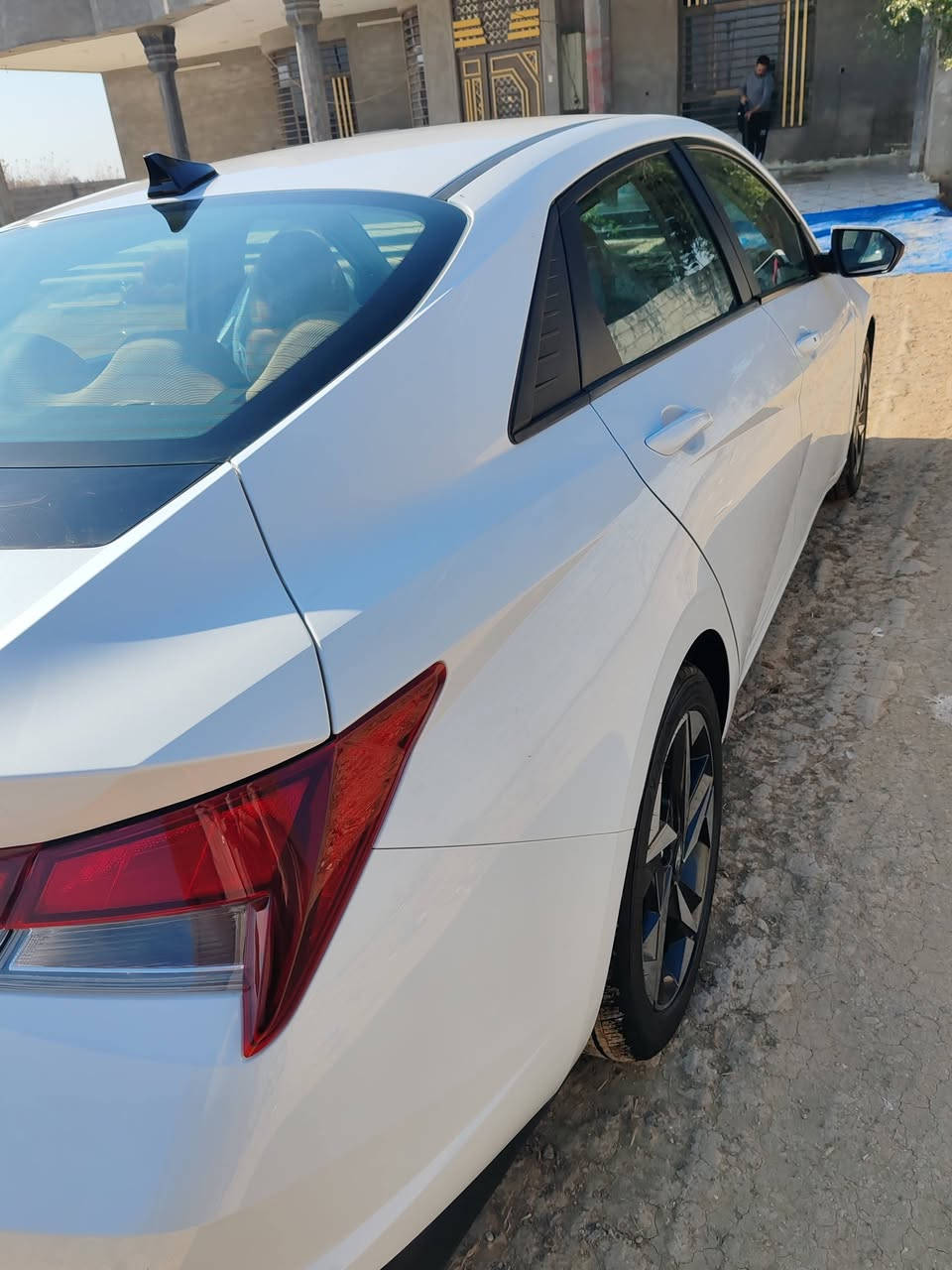 النترا موديل 2023رقم كاتي فحص سيارة جديدة ماشية 32 الف بيها ظرر بس جاملغ امامي يمنى والباب السكن بدون دواخل فول مواصفات ماعدا الفتحه شاشة متصلة تبريد بيانو لمس مكمل هزه بس تترقم سعرها 158 بيها مجال مكان السيارة اليوسفيه *********** اكو واتس اب سيارة مغلفها ارضيه وكشنات
