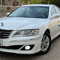 ازيرا • ٢٠١١ • محرك جديد