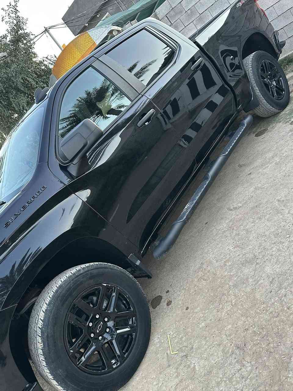 السلام عليكم
للبيع
سلفرادو موديل ٢٠٢٣
(4سلندر توين تيربو) 2700
مواصفات كوستم
فور ويل
باب
كبير بدي قصير
الضرر جاملغ خلفي وجاملغ امامي مبدل / الايرباكات هم طاكه
ماشيه ١٣مايل
السعررر ٢٥٥ بدون رقم
للاستفسار ***********
مكان السيارة ديالى /بعقوبه
