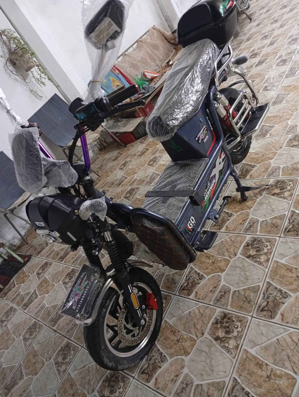 السلام عليكم موطور جبلي موديل 25 بصمه بدون بطريات كله شغال عل فحص سعر 425 وبي مجال مكان فلوجة حي الشهداء يم مرطبات مشمشه ***********
