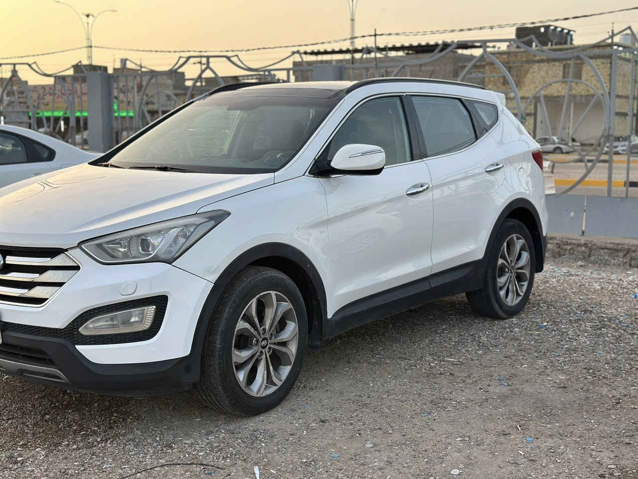 السلام عليكم  هيونداي سنتافي 2013خليجي فول مواصفات سياره نضيفه وحلوه 6سلندر  v6 رقم بصره تحويل مباشر بأسمي مطلوب بيها 165$وقابل لتفاوض(بيع سريع) مكينه جديده للتواصل على الرقم والواتساب***********
