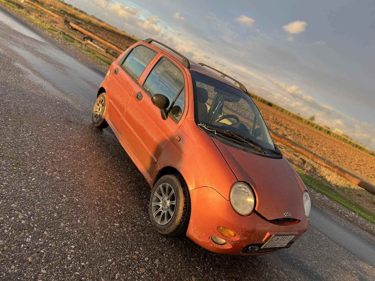 سلام عليكم شيري كيوكيو موديل 2008كير محرك يارس كير اوتو صاحبها ابكركوك سياره جاهزه بطاقة بانزين بيها كهربائيات كير محرك صدر امامي خلفي كلها ابشرط تايرات باتري جديد للبيع سعرها٣٥للأستفسار***********
