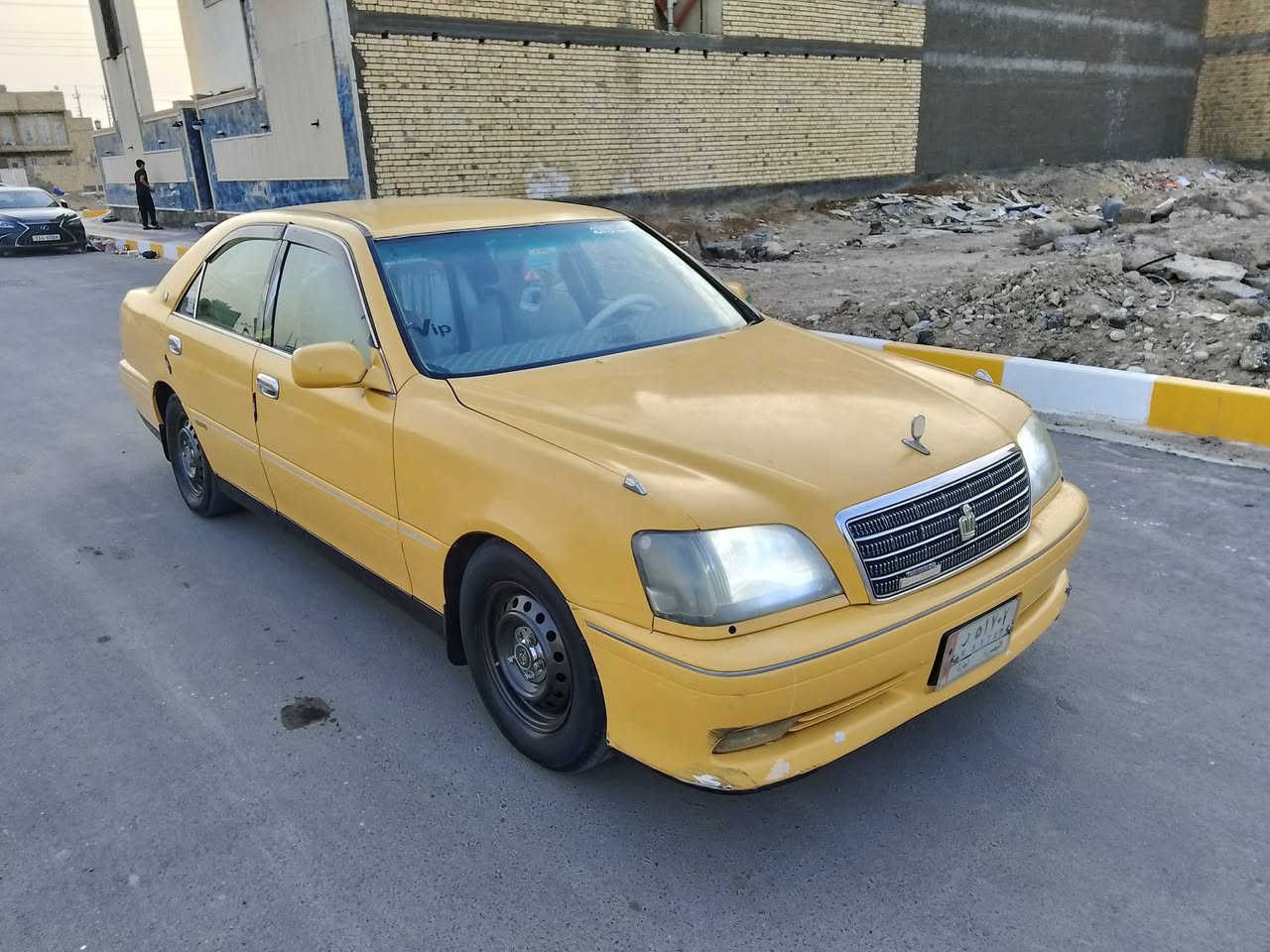 سلام عليكم للبيع او مراوس ملكه مديل 2000 ادوات ادوات ادوات مكينه وكير ففتي كصه جنطه سياره جاهزة خير من الله ترايك وين ماتريد تخم تاير باتري جديد كهربائيات شغاله حداديه جديد السعر 30 وبيه مجال قليل مكاني ناصريه مركز شراي يتصل وبخدمته وهاذ رقمي ***********
