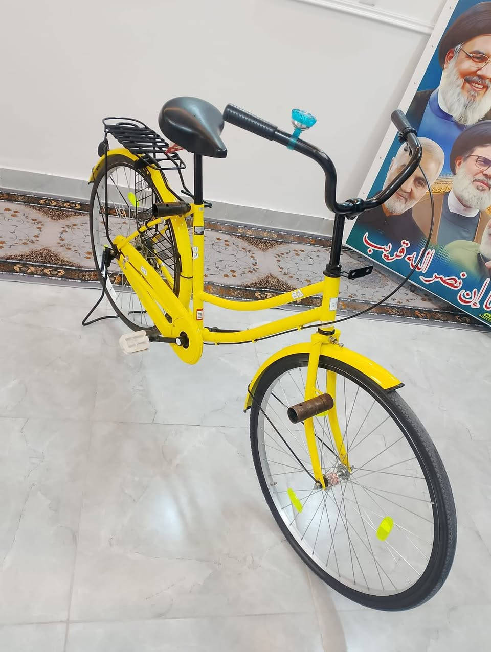 سلام عليكم باسكل البيع مديل 2021نضافه فول شركت بي دي باسكل نذيف حاويه مستعجل عله  لون 🍋ليموني مكان الغراف سعر 120 رقم فقط واتساب ***********
