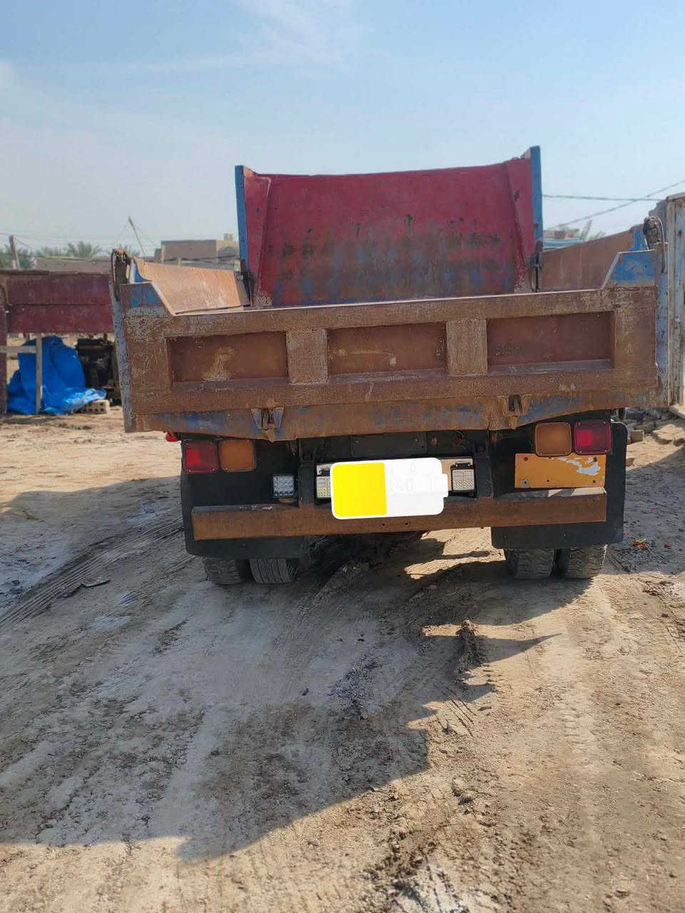 قلاب نيسان 4طن جاهزة لل شغل  مكلف بل نشر التصال عله الرقم صاحب السياره    ‏‪0783 282 9586‬‏
