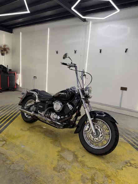 سلام عليكم للبيع ياماها دراك ستار الدراجه مكفوله بيه نقوصات بسيطه دبل امامي واحد فاكس وكلجات نص عمر الدراجه برغي ما مفتوح بيه وعوزه ترتيبات خارجيه 
بيه جوابه  كابريتر واحد بي ثقب ناعم وجبت اله جوابه وبساتم جدد بس مافارغ اشدهن مكاني ناصريه مركز سعره 16 وبيه مجال اخوان كلشي مذكور بالمنشور رقمي ***********
