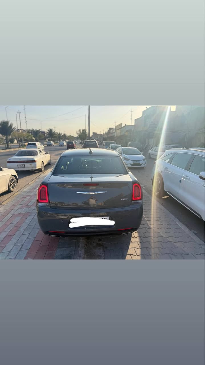 اوباما موديل 2019 اصل بغداد باسمي 
وارد امريكي بدون حادث بارد فقط وكارت تكحيل السونار بالمنشور
مواصفات S فول بدون بانوراما 
لون سمنتي مميز 
ماشية 141 الف كيلو مو ميل 
جلد و تدفئة مقاعد وهيتر مرايا جانبية 
نظام صوت الباين
نظام قيادة عادي وسبورت 
گير سبورت وعادي
حدادية جديدة 
لايت زينون نظام 3 عدسات 
تبريد وتخم تاير ياباني اصلي وباتري جديد
السيارة ما عايزة شي ابد 
مكانها النجف للبيع او مراوس حسب القناعة 
السعر مطلوب 260 وبيها مجال 
*********** النجف, العراق
