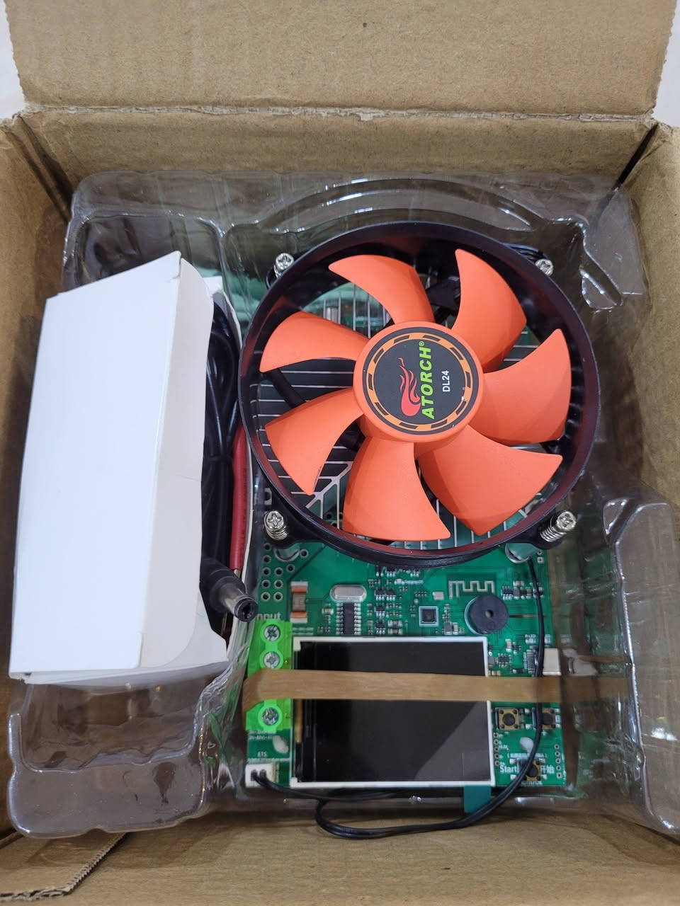 من رخصة الادمن متوفر جهاز قيلس جهد وسعة البطاريات  جديد غير مستخدم


**إذا كنت صاحب هذا الإعلان وتريد حذفه لأي سبب، رجاءا أرسل رسالة إلى الدعم الفني**