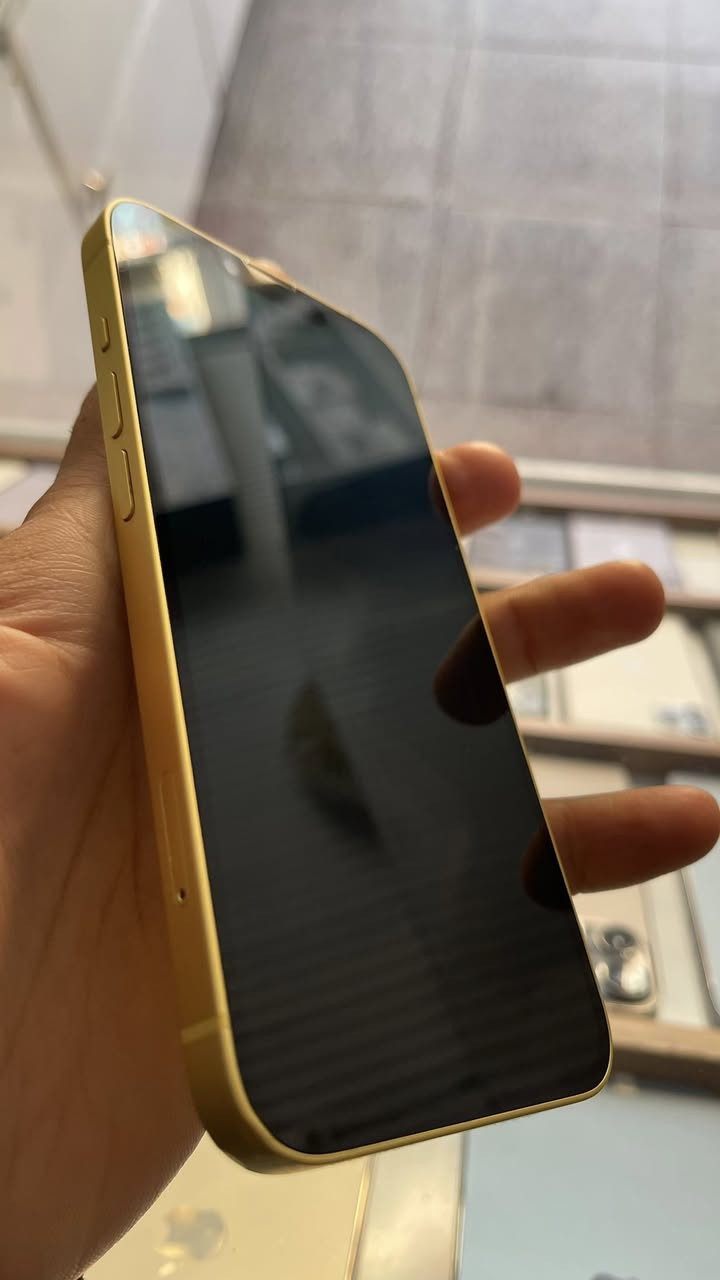 14 عادي
شرق اوسط عربي ماستر في حالة الوكالة 

G256

بطارية 86 

كامل الملحقات للتواصل واتساب 📞.
***********
