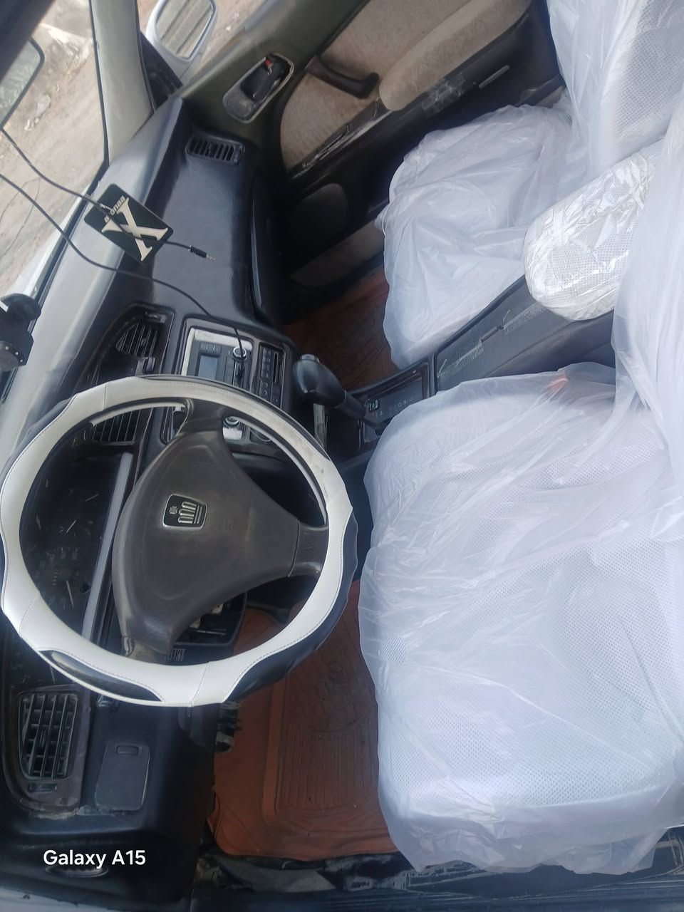 الهم صلي على محمد وآل محمد
سلام عليكم بطه فصل للبيع كفاله كص ونقل ومكينه وكير حداده جديده تبريد شغال كهربائيات شغاله موديل 94 سنويه 27شرط تحويل السعر 41 وبيه مجال حق جيه  الاتصال على رقم ***********واتساب ثاني ***********
