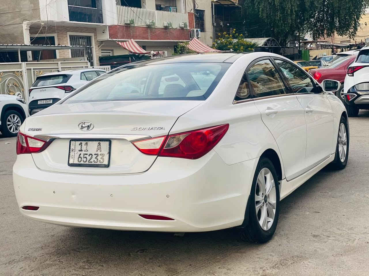 سوناتا 2011 خليجي باسمي فول مواصفات للاخير محرك 2400 دوش DHOCK ببها 3 قطع بدون ظرر بدون دواخل سياره نظيفه جدا
المواصفات 
محرك 2400 دوش DHOCK
فتحه بنوراما 
تحكم ستيرن
شفتات
كروز سرعه
مري شفط
كرسي كهربائي
فول الفول 
سياره رقم بغداد باسمي مكاني الكرخ سعرها 108 وبيها مجال سياره جاهزه من كلشي 
*********** بغداد, العراق

