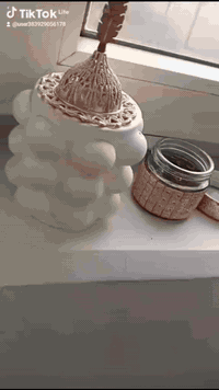 بخور 🌷لبان بالصندل🌷 لاستقبال طاقة الالفة والمودة والمحبه
للتحصين من طاقة الحسد والنفس والعين المؤذيه 
والطاقة السلبية  

للحجز_ مراسلة الصفحة أو الأتصال علئ الرقم/*********** _
العنوان_ داخل مدينة بسماية 
مجمع A2
يوجد توصيل لجميع مجمعات داخل مدينة بسماية
