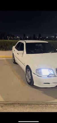 اخوان للبيع مارسيدس بينز بي بي شباح ، موديل ١٩٩٨  ٤  تاير جديد بدل. تب...