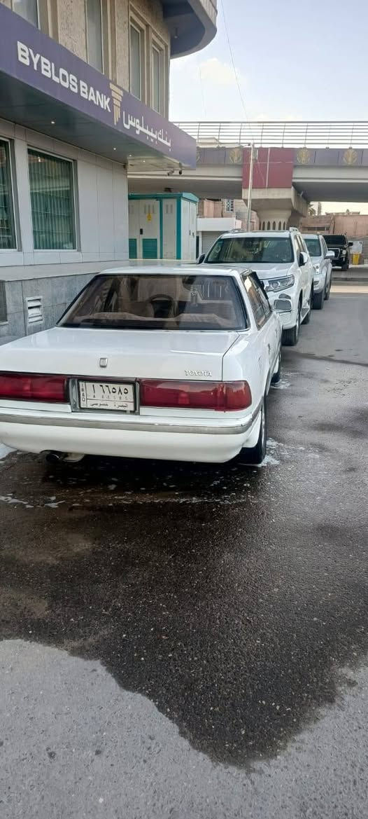 السلام عليكم. مارك كصيف للبيع موديل 1991رقم بصره مشروع وطني  محرك 2500فيفيتي وكير جدد كهربائيات كلهه شغاله حداديه حلوه مكفوله من الكص والنقل والضربه والعيب الشرعي مصبوغه جماليه فقط  مكان السياره البصره ابي الخصيب العوجه. السعر 50 بيهه مجال حك الجيه للاستفسار الاتصال *********** البصرة, العراق
