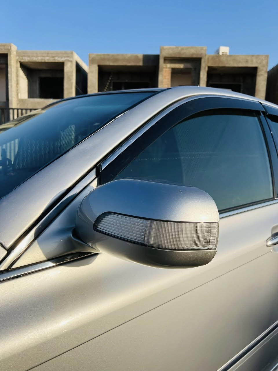 شاهینە 2007گەورە بە بچوک
براوە براوە 
جلد هیتەر سڵاید 
ناو رەش ساج سوور
145km
رۆشتووە
3دوگمە
سەیارەی 
مالە بە شەرتی ئەوەی 250مەسروفی نەبی
بی دوکەل و 
بی زەربە بی لیدران 
بە شەرتی ئەوەی کەفەر کۆراو نەبی
بەشەرتی ئەوەی سەقفەکەی سبوخ نەبی
کی حەزی لی بوو یان چات بکا یان تیلفون بکات
***********
