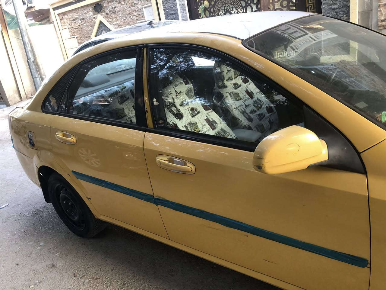 سلام عليكم. اوبترا خليجيه. شركه لعامه مديل 11 كير مكينه تبريد صدر كله خير من الله. بيهه طخه. باب وره سايق. ومعمره. السعر 61 بيهه مجال 
***********
