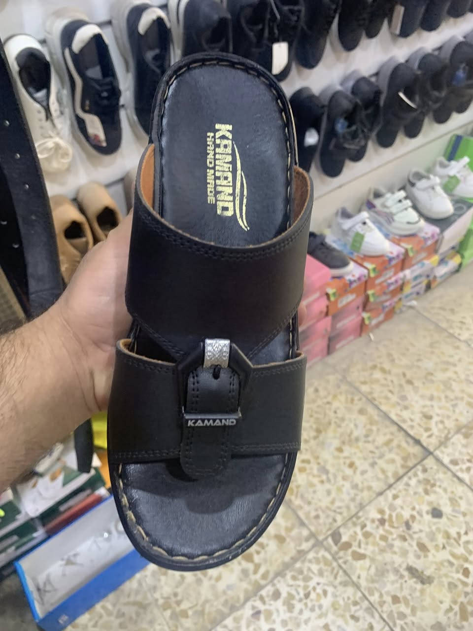 السلام عليكم 
3- توفر بضاعه جديده شحاطه اصليه نوعيه ممتازه 
شارع السوداني محل الغيث


**إذا كنت صاحب هذا الإعلان وتريد حذفه لأي سبب، رجاءا أرسل رسالة إلى الدعم الفني**